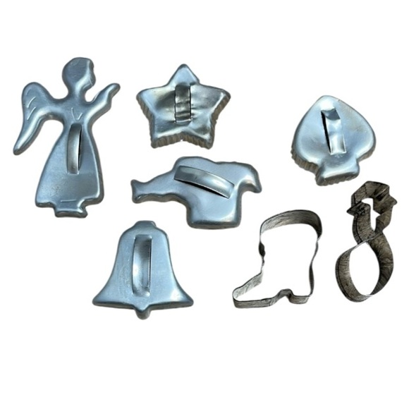 Vintage 60s Set of Tin Cookie Cutters Shortbread - Picture 1 of 8